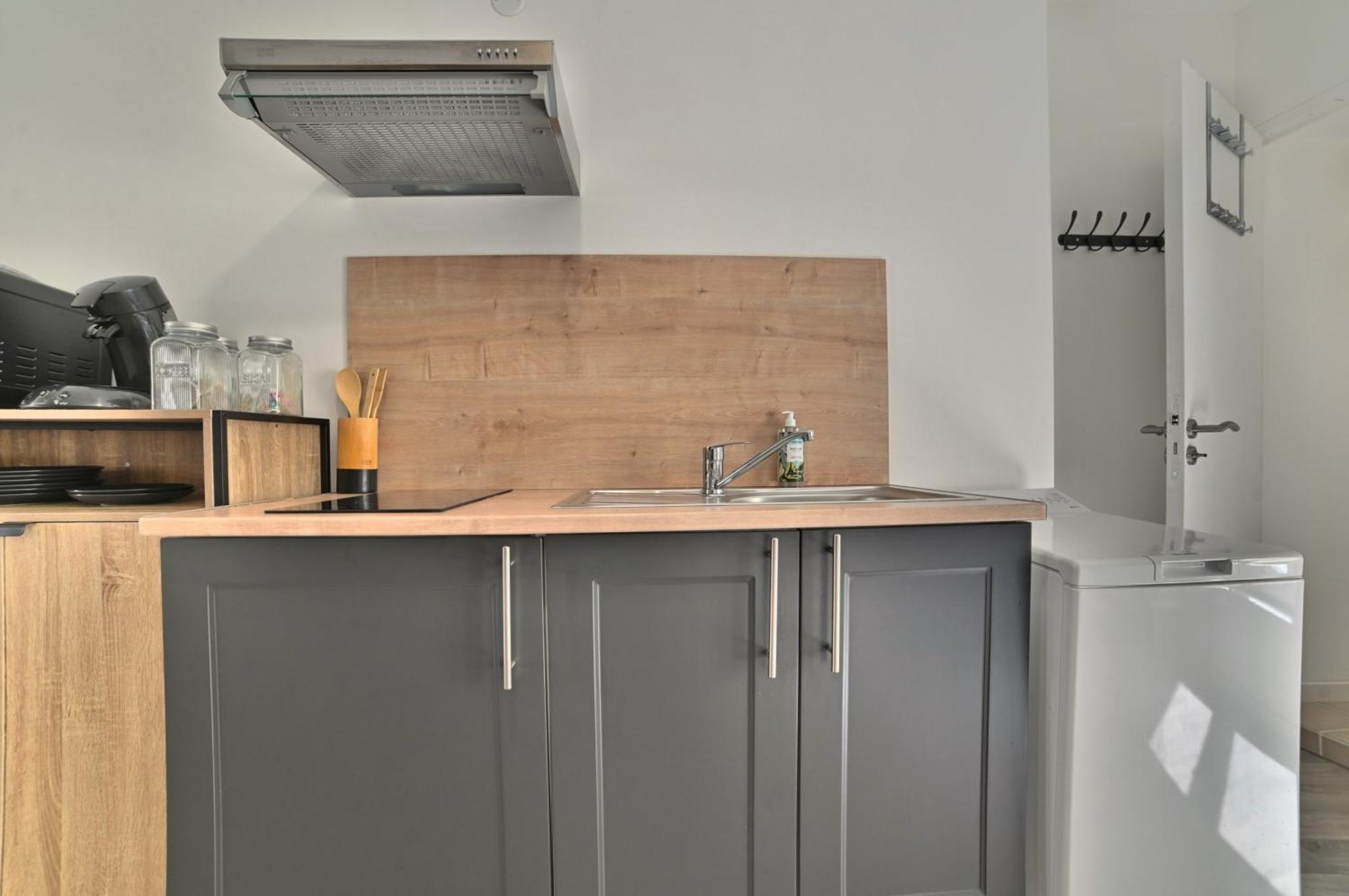 Appartement Ave Cesar - Confort Moderne & Charme Gallo-romain - Coeur De - Tv 4k - Fibre Saintes